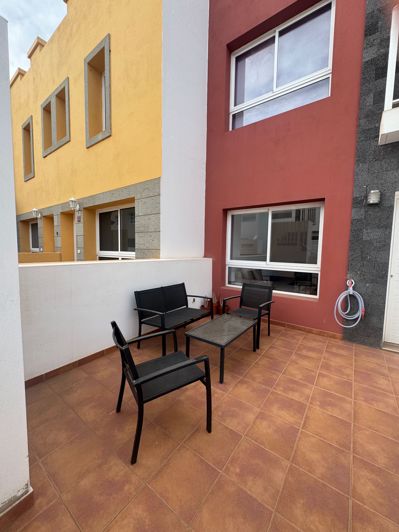 Image No.17-2 Bed Property for sale