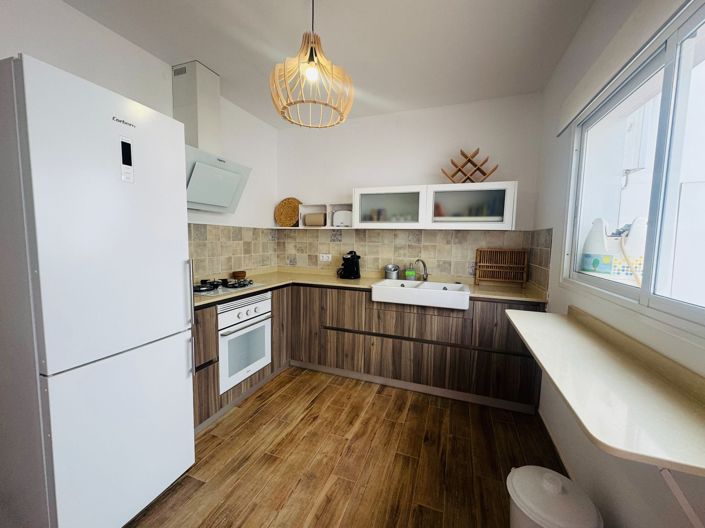 Image No.5-2 Bed Property for sale