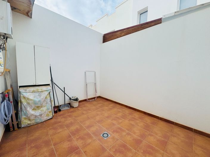 Image No.23-2 Bed Property for sale