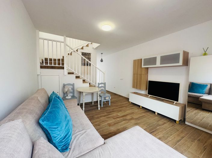 Image No.9-2 Bed Property for sale