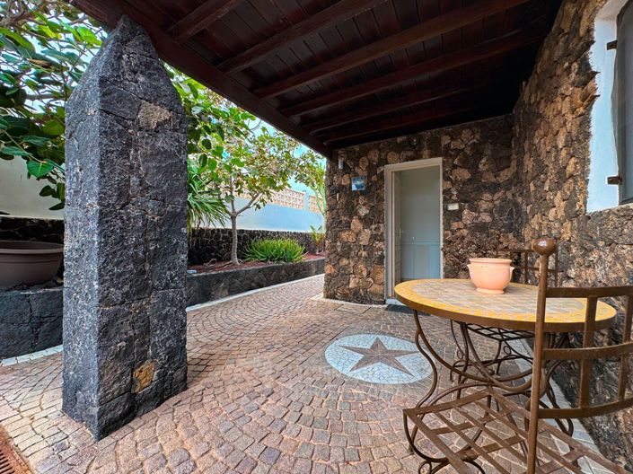 Image No.13-4 Bed Property for sale