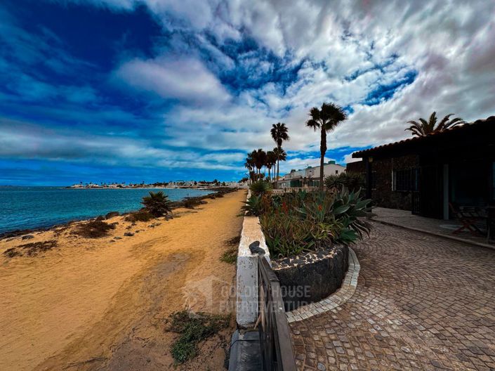 Image No.3-Propriété de 4 chambres à vendre à Corralejo