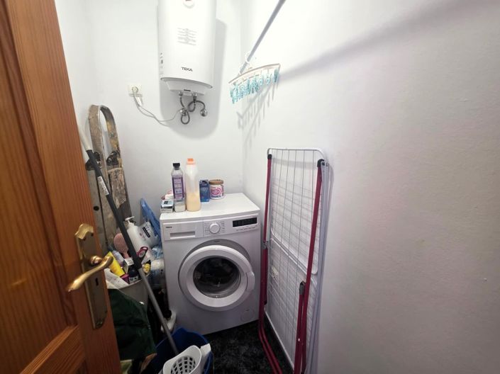 Image No.13-2 Bed Property for sale