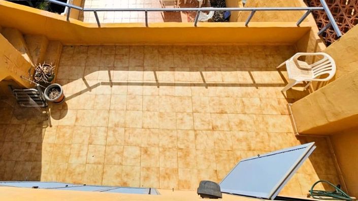 Image No.14-2 Bed Property for sale