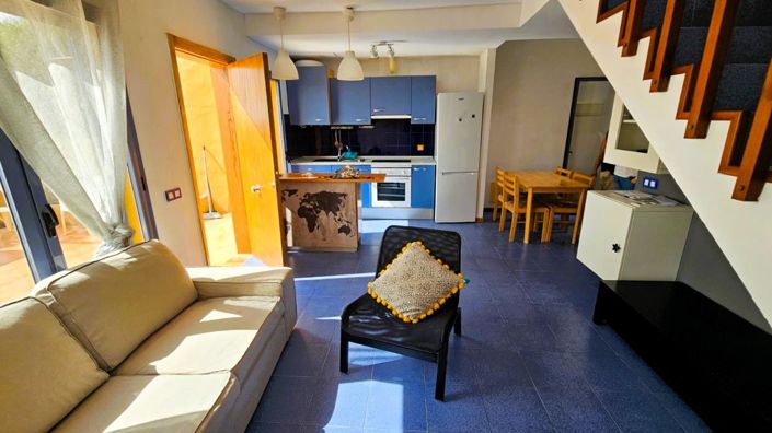 Image No.3-2 Bed Property for sale