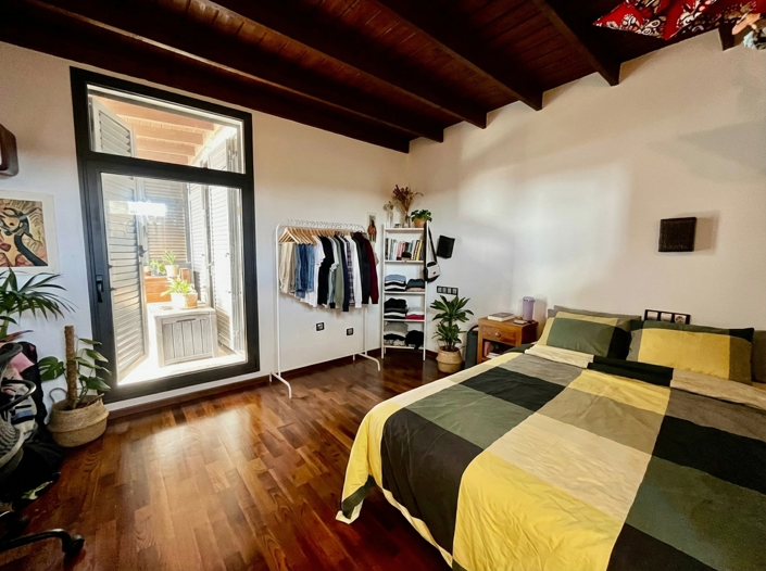 Image No.24-5 Bed Property for sale