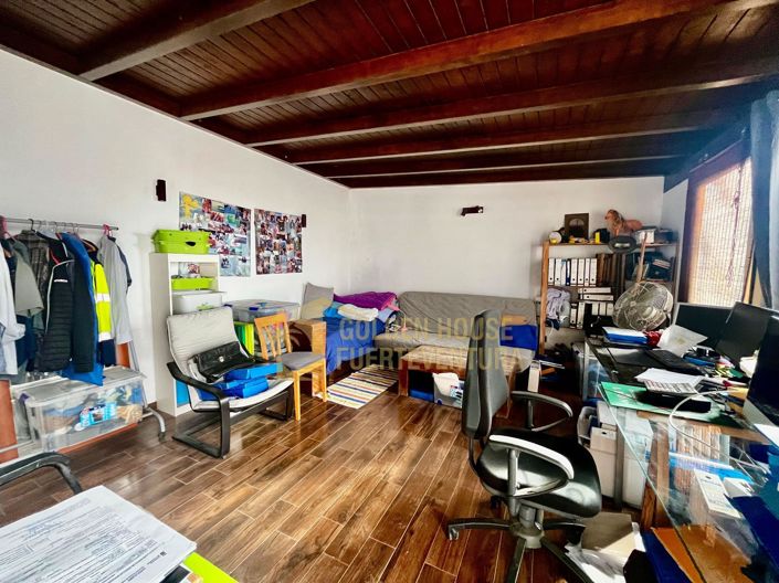 Image No.29-5 Bed Property for sale