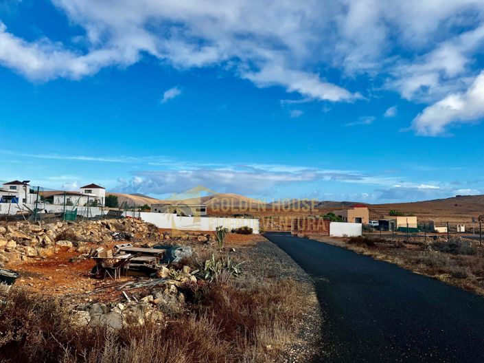 Image No.40-5 Bed Property for sale