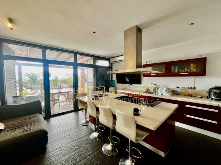 Image No.6-5 Bed Property for sale