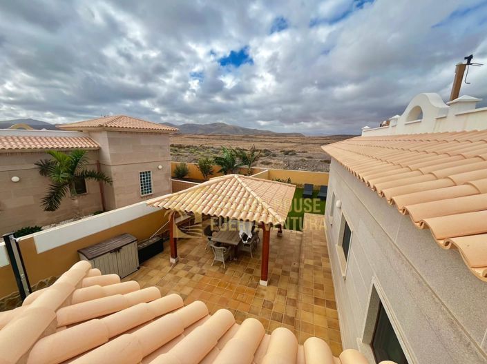 Image No.33-5 Bed Property for sale