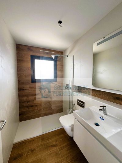 Image No.15-2 Bed Property for sale