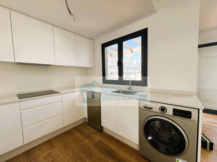 Image No.9-2 Bed Property for sale