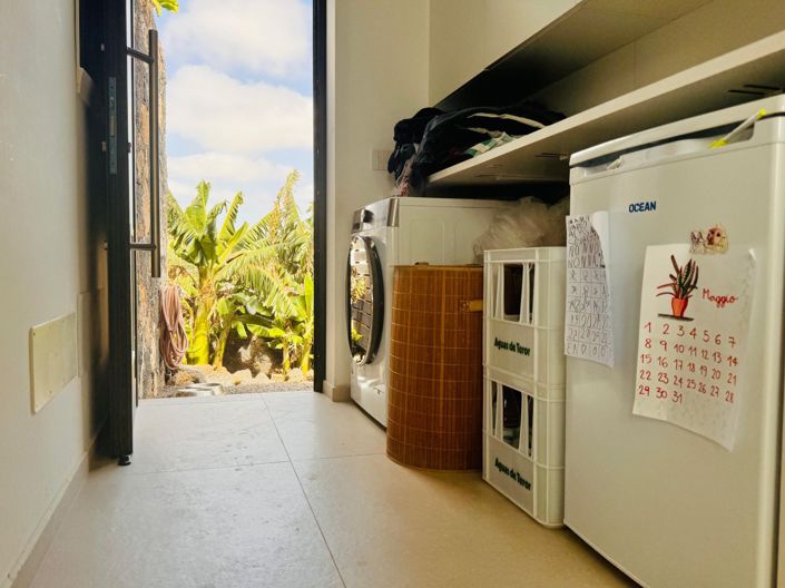 Image No.13-3 Bed Property for sale