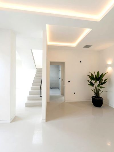 Image No.13-4 Bed Property for sale