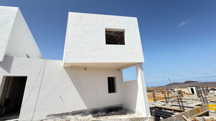 Image No.16-3 Bed Property for sale