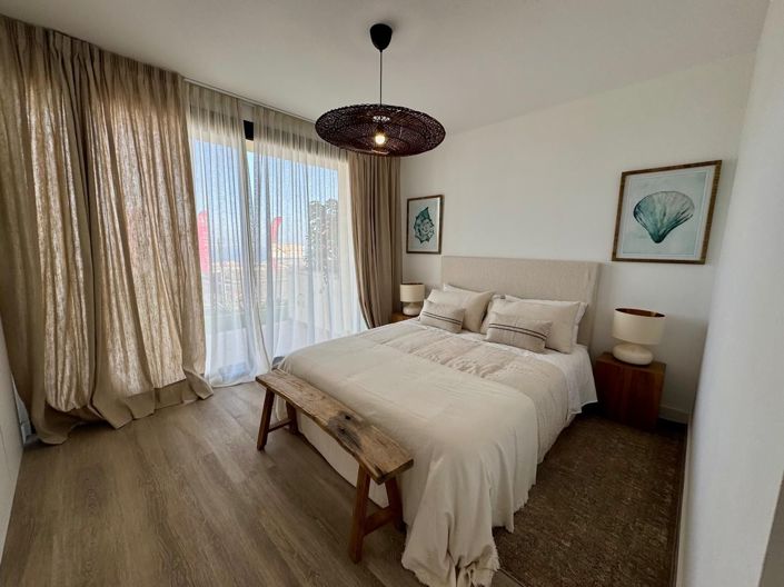 Image No.9-2 Bed Property for sale