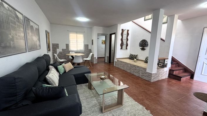 Image No.6-3 Bed Property for sale