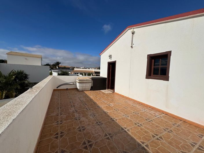 Image No.37-3 Bed Property for sale