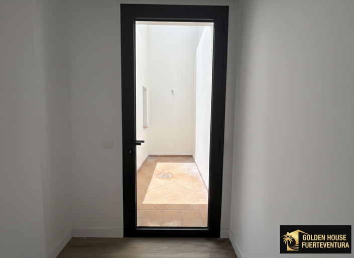Image No.13-3 Bed Apartment for sale