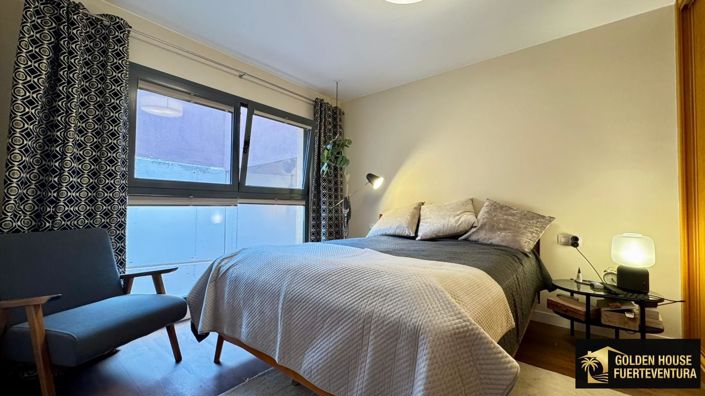 Image No.13-3 Bed Property for sale