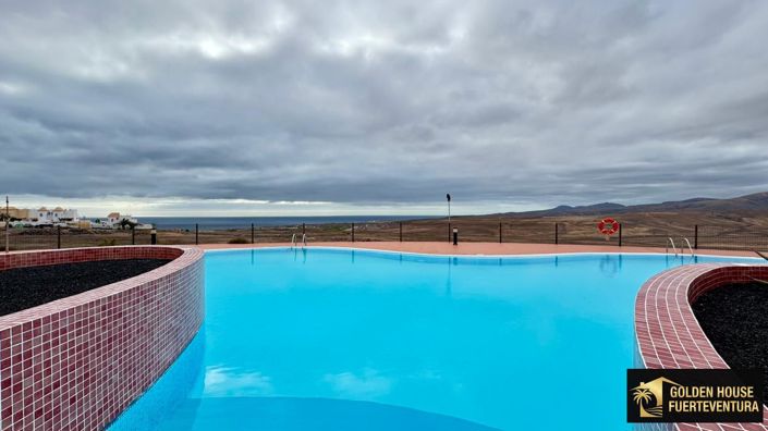 Image No.27-3 Bed Property for sale