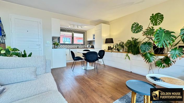 Image No.4-3 Bed Property for sale