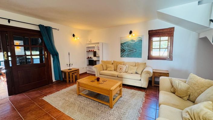 Image No.9-Propriété de 3 chambres à vendre à Triquivijate