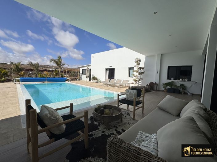 Image No.2-3 Bed Property for sale