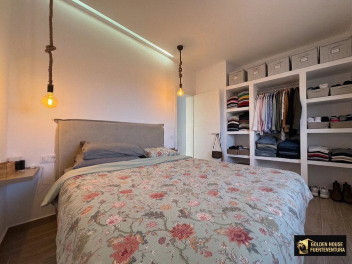 Image No.21-3 Bed Property for sale