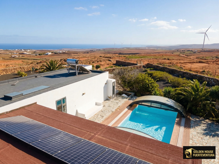 Image No.8-6 Bed Property for sale