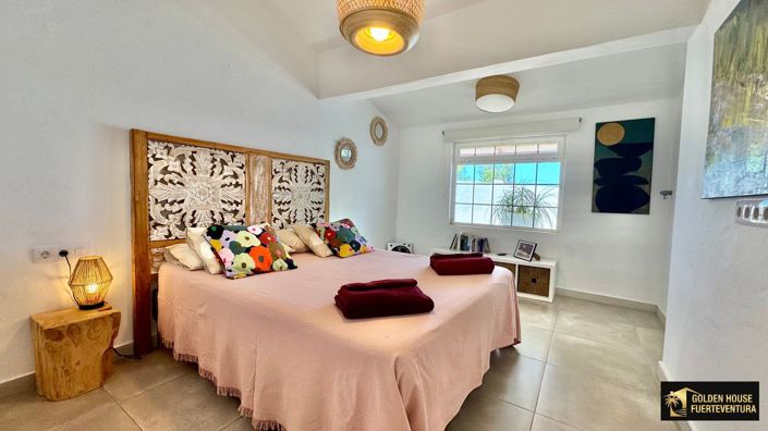 Image No.21-3 Bed Property for sale