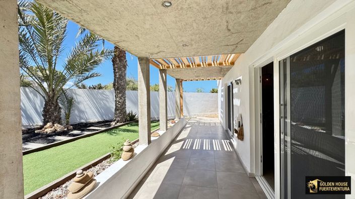 Image No.3-3 Bed Property for sale