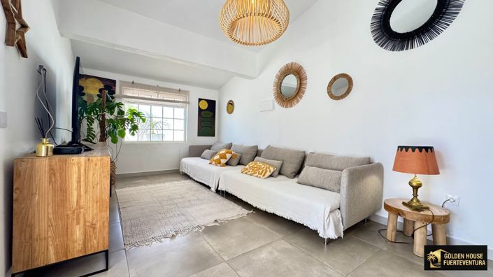 Image No.9-3 Bed Property for sale