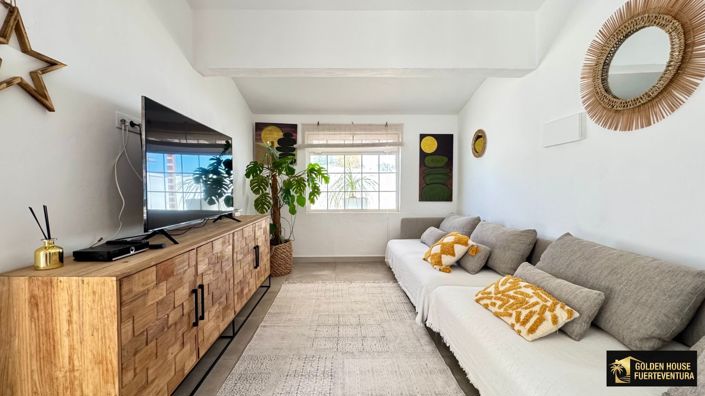 Image No.14-3 Bed Property for sale