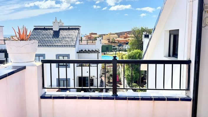 Image No.30-3 Bed Property for sale