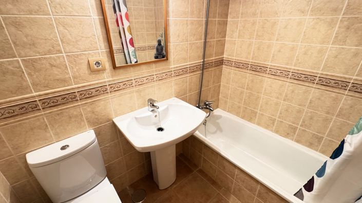 Image No.34-3 Bed Property for sale