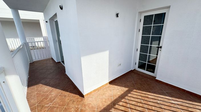 Image No.25-3 Bed Property for sale