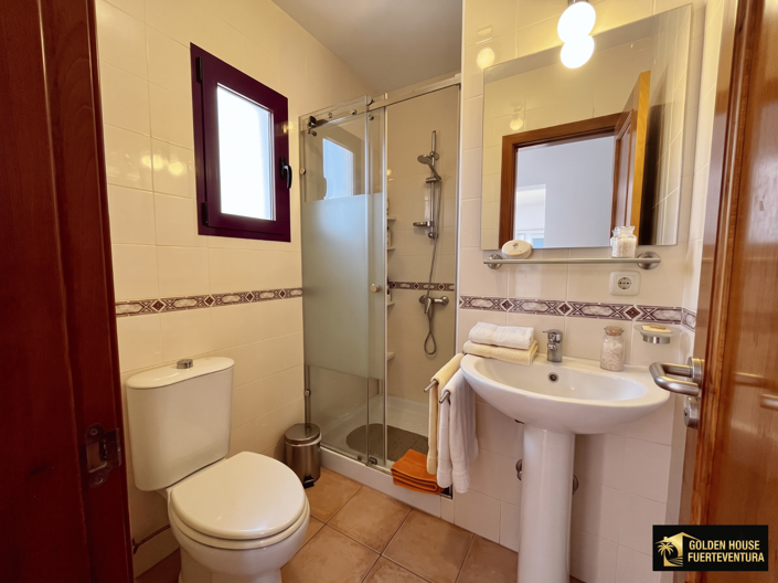 Image No.22-3 Bed Property for sale