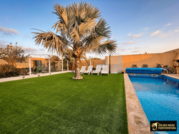 Image No.29-3 Bed Property for sale