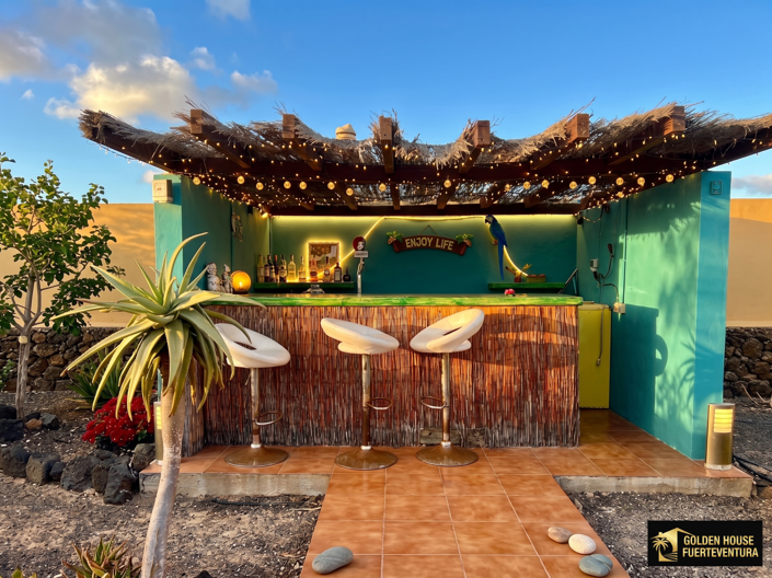 Image No.33-3 Bed Property for sale