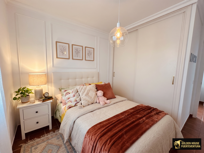 Image No.21-3 Bed Property for sale