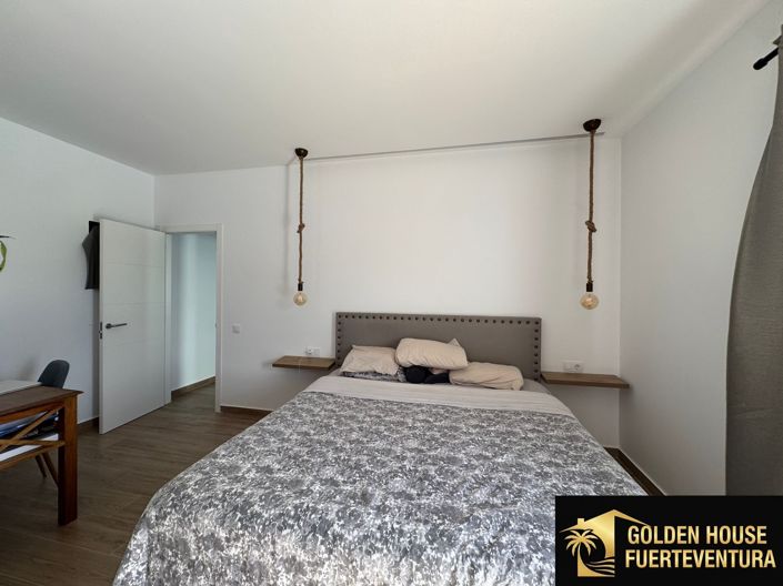 Image No.16-3 Bed Property for sale