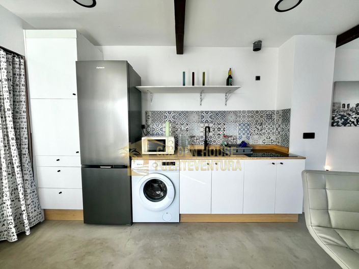 Image No.14-3 Bed Property for sale