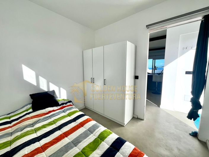 Image No.16-3 Bed Property for sale