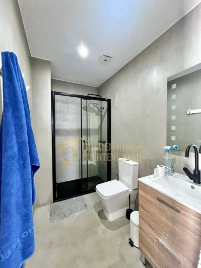 Image No.17-3 Bed Property for sale