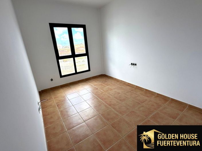 Image No.9-3 Bed Property for sale