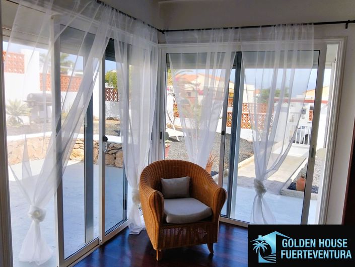 Image No.10-2 Bed Property for sale