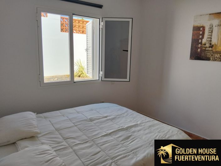 Image No.14-2 Bed Property for sale