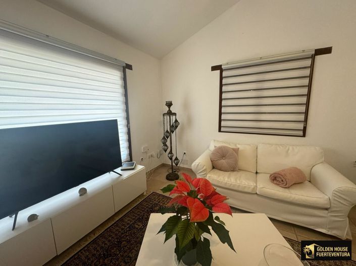Image No.12-3 Bed Property for sale