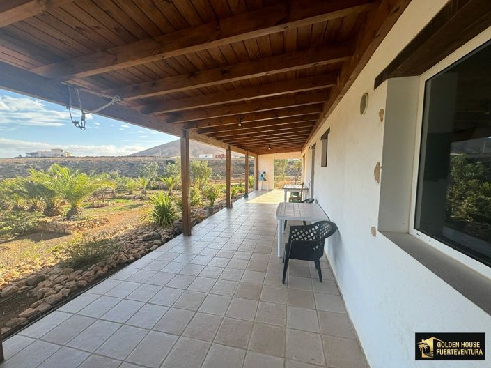 Image No.15-3 Bed Property for sale